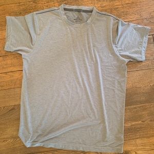 Prana T-Shirt Grey Medium